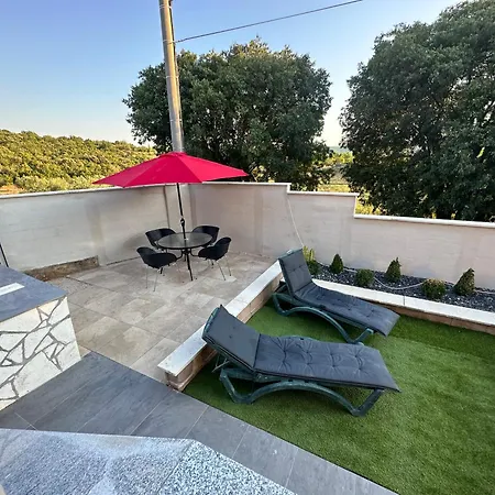 Villa Mm Villa, Strandnahe Mit Pool & Whirlpool In Krusevo (Zadar)