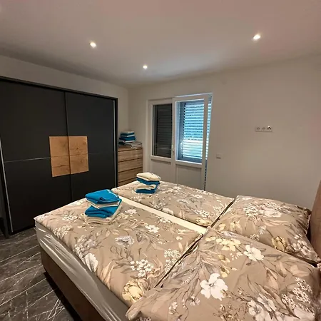Mm Villa, Strandnahe Mit Pool & Whirlpool In Villa
