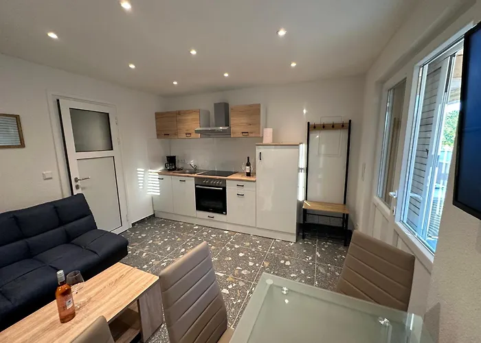 Mm Villa, Strandnahe Mit Pool & Whirlpool In Vila *
